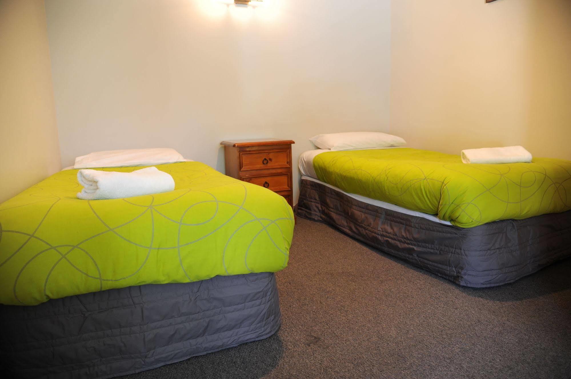 Blenheim Bridges Holiday Park Dış mekan fotoğraf